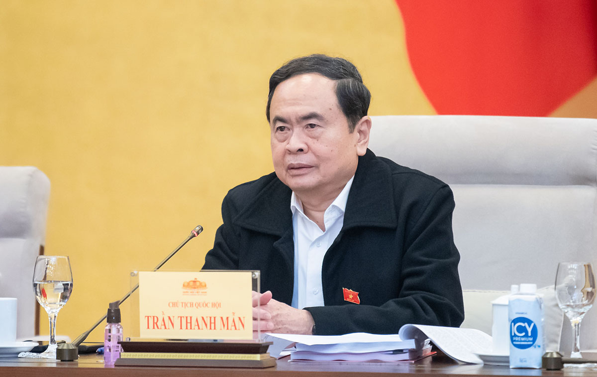 National Assembly Chairman Tran Thanh Man suggested that agencies create breakthrough mechanisms to attract domestic and foreign enterprises to invest and promote scientific research. Photo: Quochoi.vn