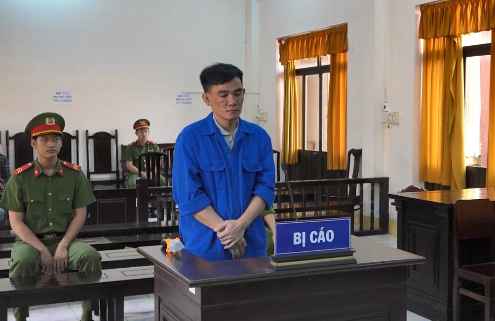 Tính đã đâm người vợ hờ mang thương tật 20%. Ảnh: Văn Vũ