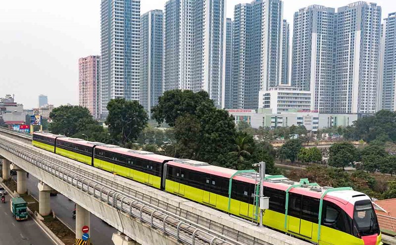 Apartment projects near the urban railway line in Hanoi have increased.