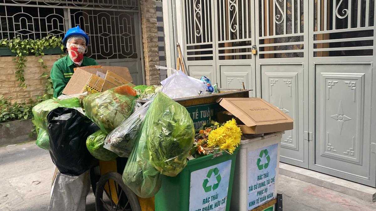 Nearly 100% of households in Le Loi ward (now Lach Tray ward, Ngo Quyen, Hai Phong) strictly comply with the classification of solid waste at source. Photo: Thuy Nguyen