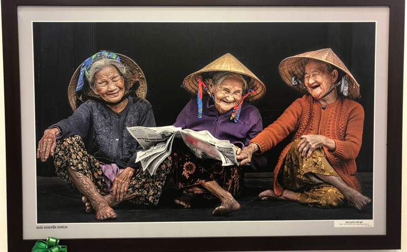 "Happiness of Aging" by Le Phuoc Huy (Quang Nam).