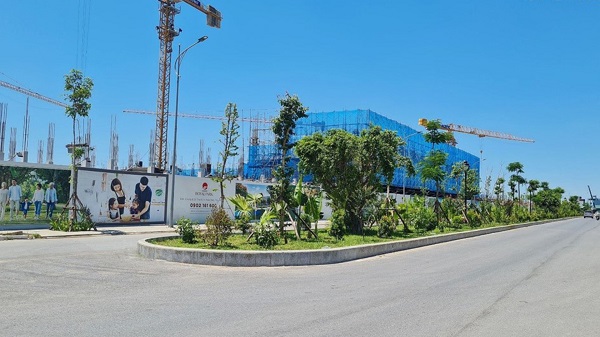 Hoai Duc district will have a 30m wide road connecting to Kim Chung - Di Trach urban area. Photo: Huyen Trang