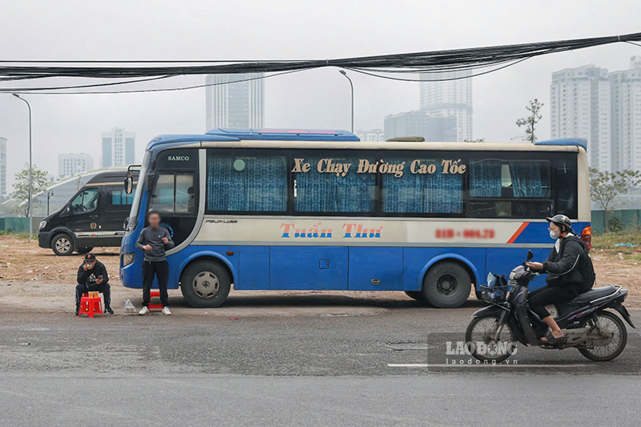 Khong it truong hop khi bi luc luong chuc nang kiem tra da lay li do xe hong de bien minh cho hanh vi dung do xe khong dung noi quy dinh.