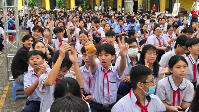 The 13th "Career Education and Admissions" Festival - 2025 attracted many students in Ho Chi Minh City. Photo: DVCC
