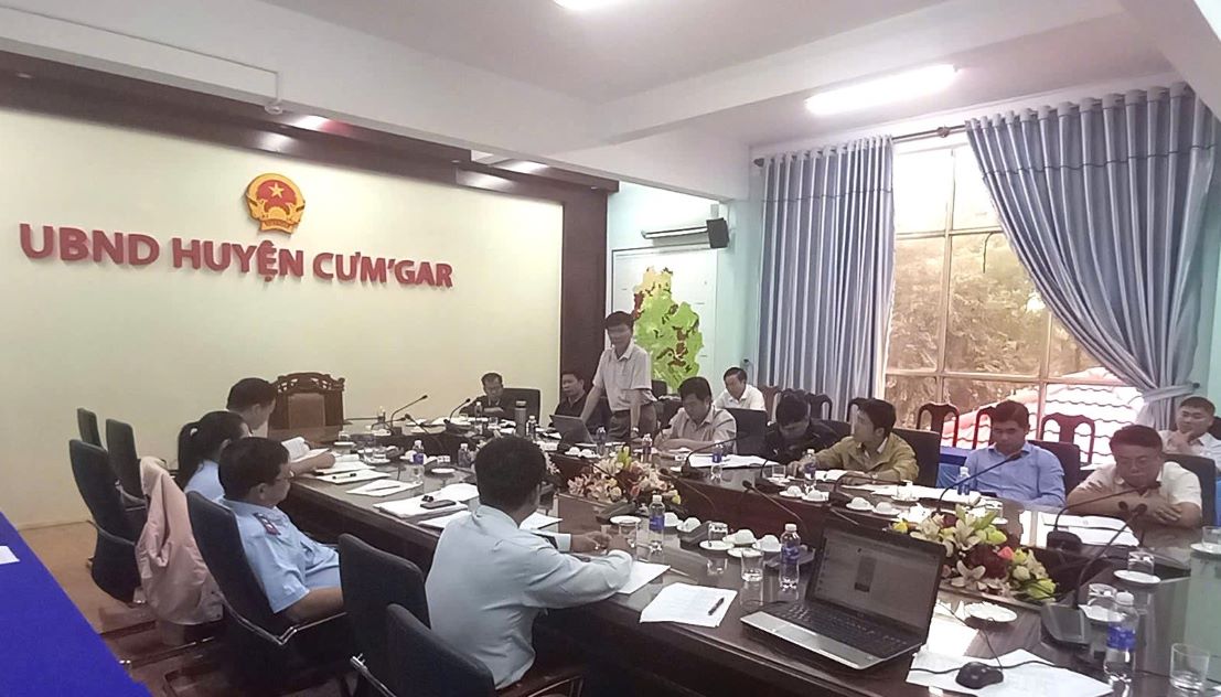 The inspectorate discovered many shortcomings in animal disease prevention in Cu M'gar district. Photo: Minh Anh