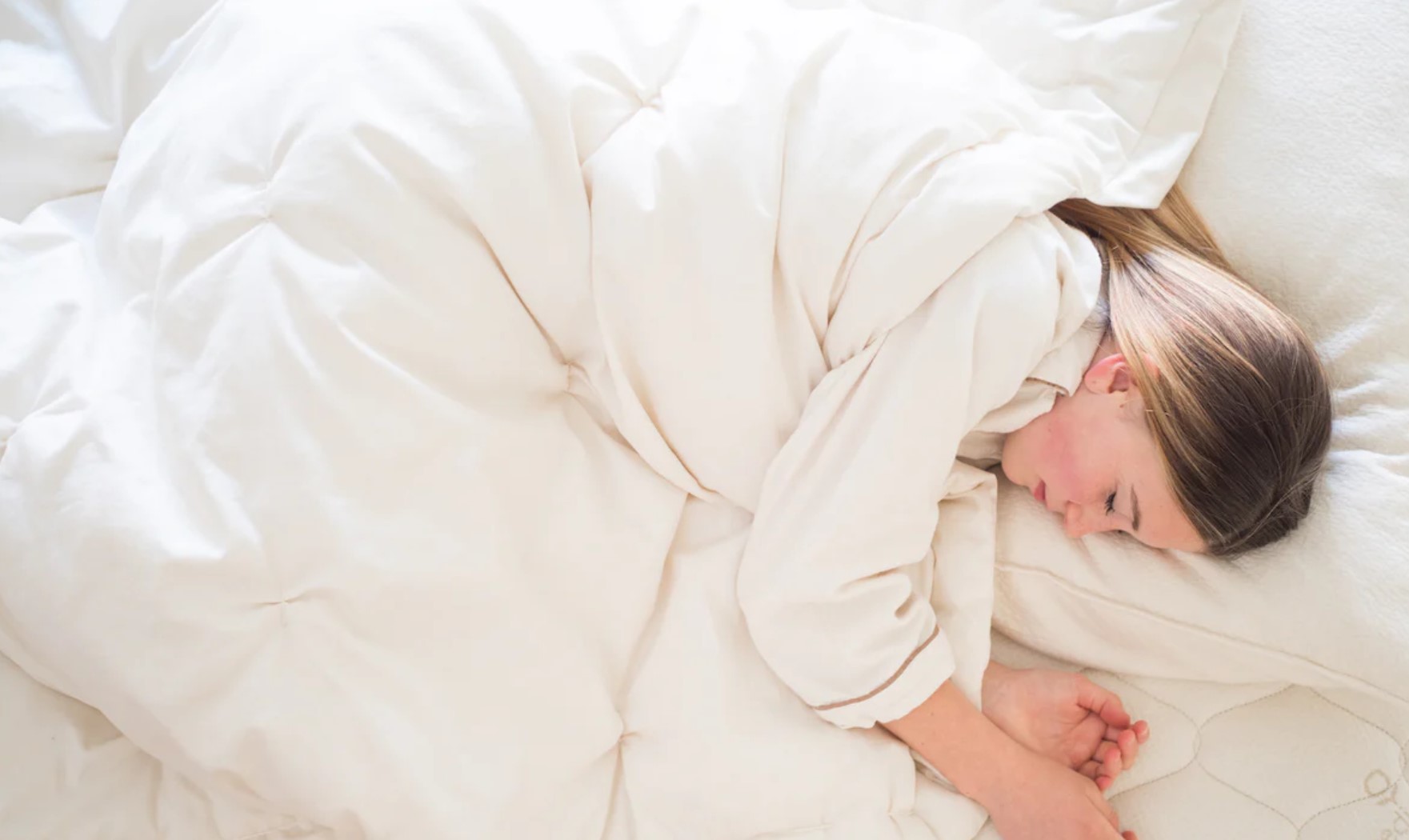 A simple way to reduce visceral fat is to get enough sleep. Photo: Pixabay