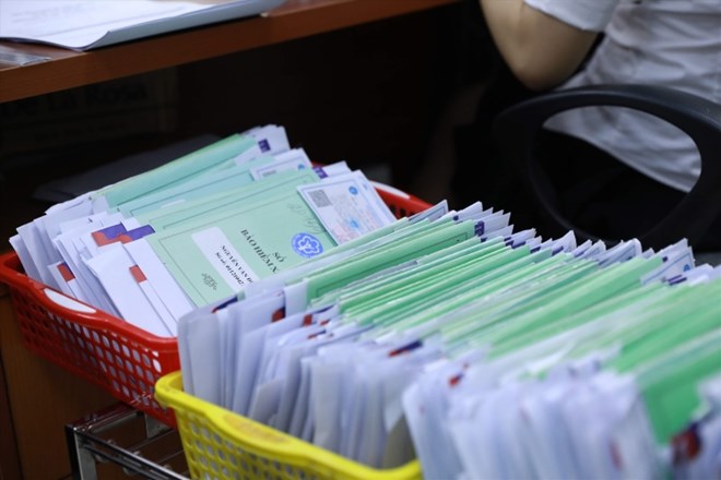 Hanoi plans to spend more than 700 billion VND to support social insurance and health insurance payments. Illustrative photo: Hai Nguyen