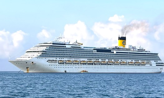 Tàu du lịch Costa Serena đưa gần 2.700 khách quốc tế đến Phú Quốc. Ảnh: CTV