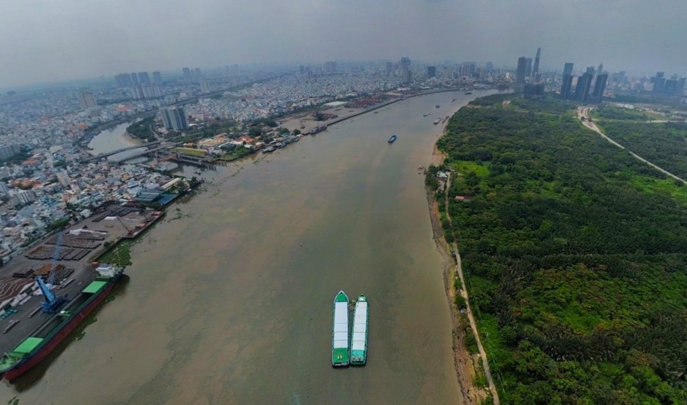 Khu lâm viên sinh thái nằm trong khu đô thị mới Thủ Thiêm, cạnh khu đô thị Sala sầm uất, có vị trí đắc địa ôm trọn bờ sông Sài Gòn. Ảnh: Anh Tú