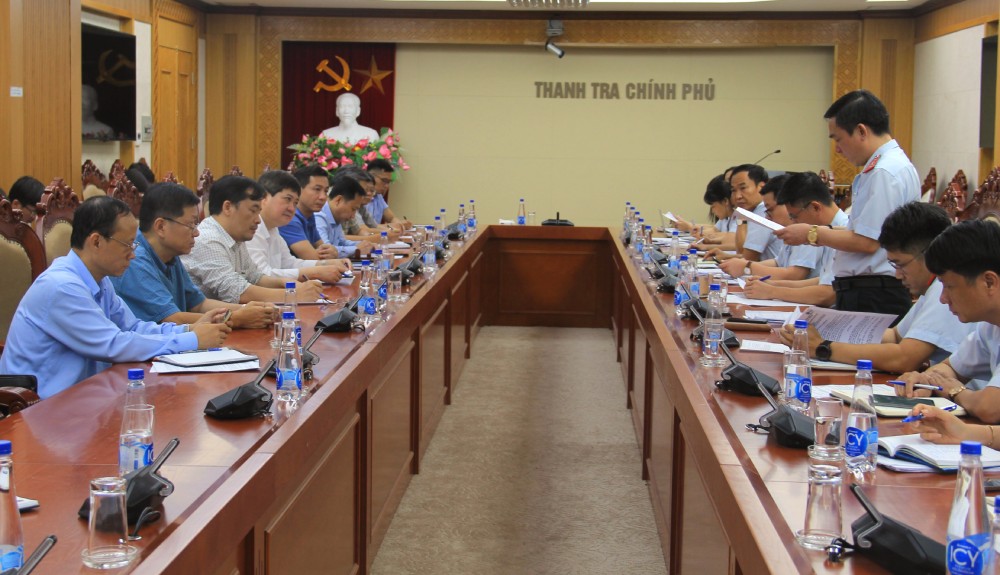 Proposal to continue conducting specialized inspections after the reorganization. In the photo is the announcement of the decision to inspect the responsibility for implementing the autonomy mechanism in 2024. Photo: Government Inspectorate