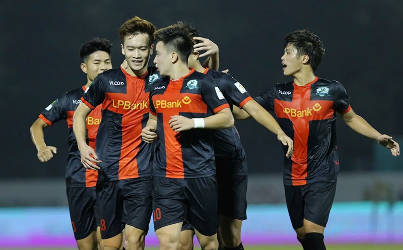 Phu Dong Ninh Binh consolidates its position at the top of the National First Division 2024-2025 rankings. Photo: Thanh Vu