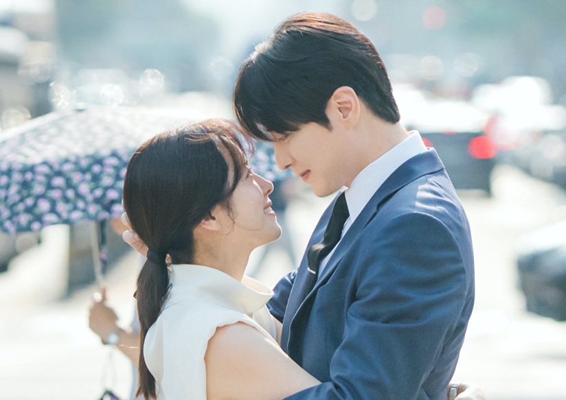 Lee Joon Hyuk and Han Ji Min are loved for their On-screen love. Photo: Producer