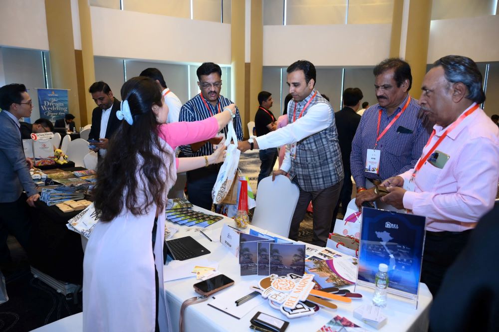 Da Nang introduces tourism products in Ahmedabad, India. Photo: Da Nang Department of Tourism