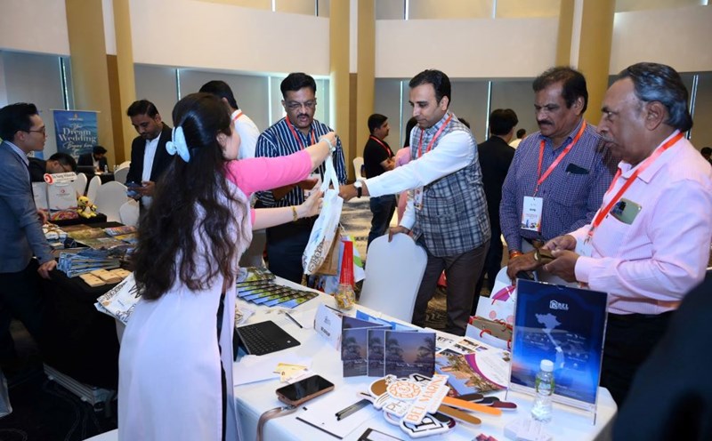 Da Nang introduces tourism products in Ahmedabad, India. Photo: Da Nang Department of Tourism