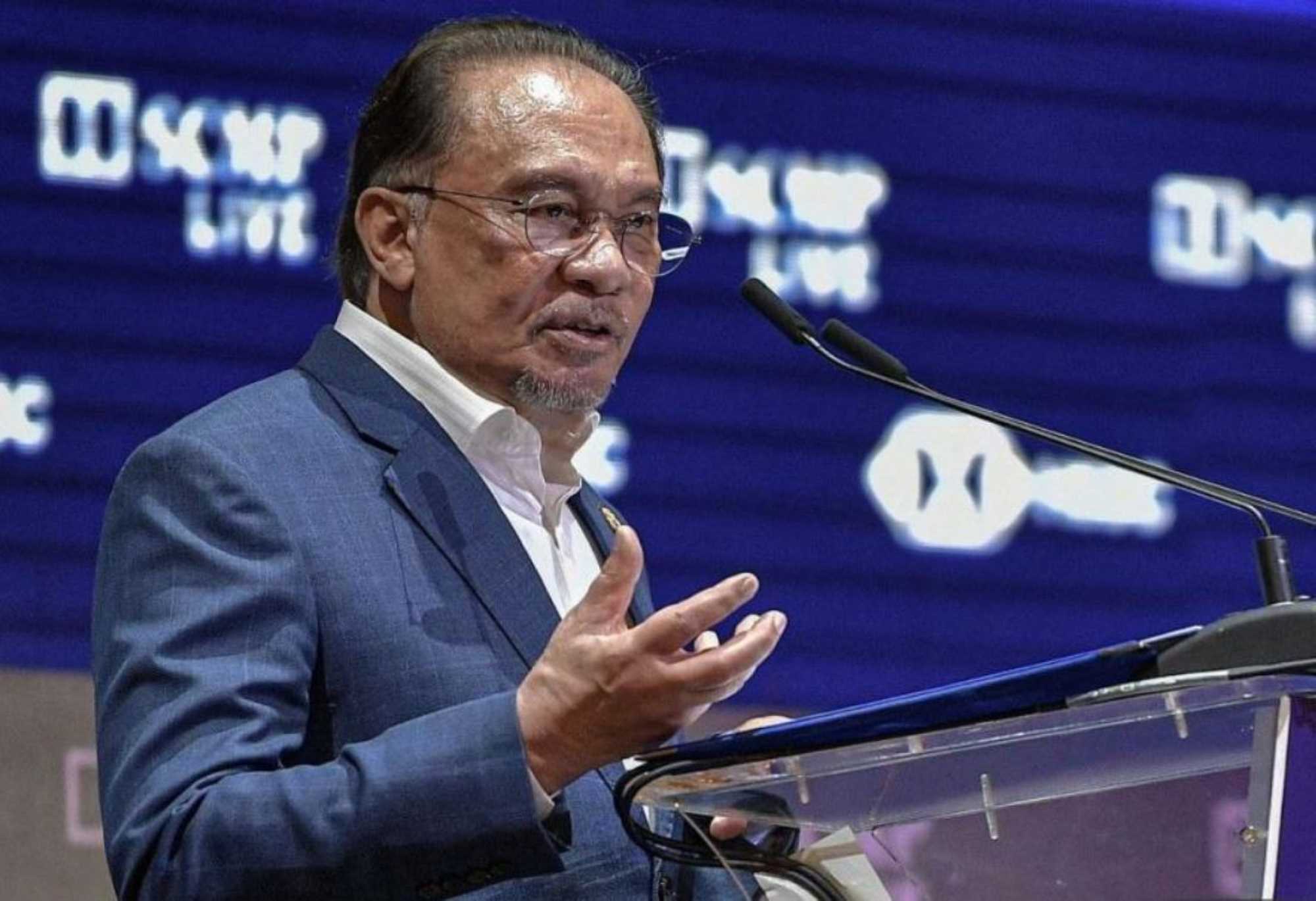 Malaysian Prime Minister Datuk Seri Anwar Ibrahim delivered the opening speech at the 2025 China - Southeast Asia Conference in Kuala Lumpur. Photo: Malaysia Bernama News Agency