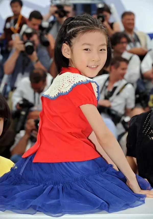 “A Brand New Life” giup Kim Sae Ron tro thanh nu dien vien tre nhat Han Quoc tung duoc moi tham du Lien hoan phim Cannes nam 2009.