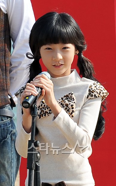 Kim Sae Ron tai buoi ra mat phim dien anh “Barbie” vao thang 10.2011