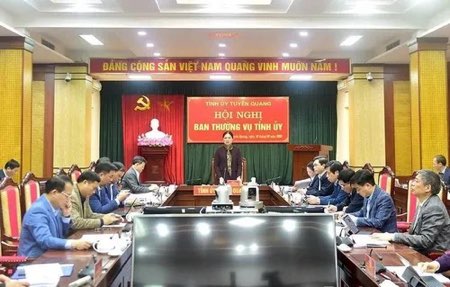 Implementing the Project of the Standing Committee of the Tuyen Quang Provincial Party Committee, the Provincial Party Committee's Mass Mobilization Committee has 6 leaders and cadres who have applied for early retirement. Photo: Minh Son.