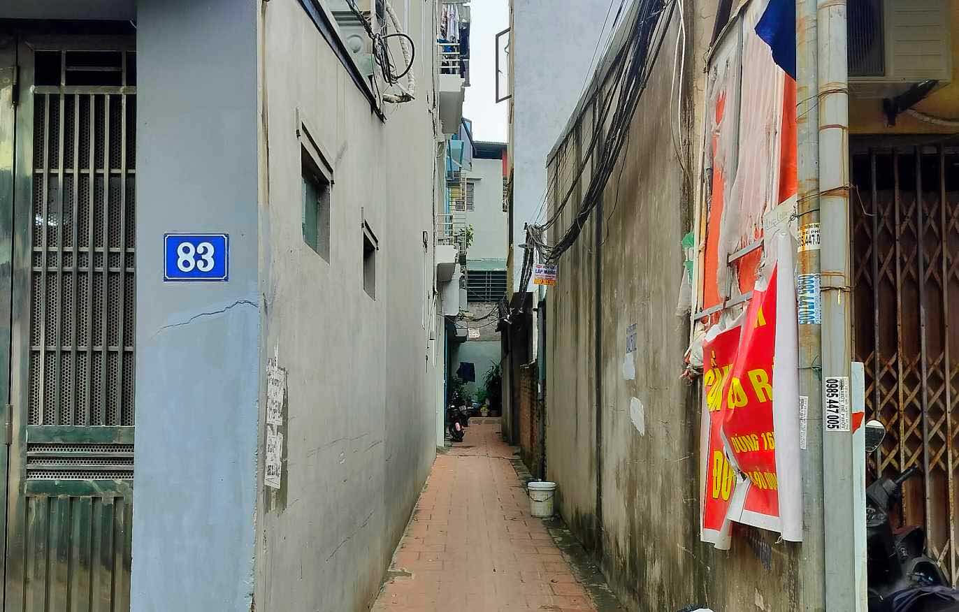 The area of the woman named N's house (Tram street, Long Bien ward, Long Bien district) - where she took care of a 5-month-old baby girl. Photo: Nguyen Long