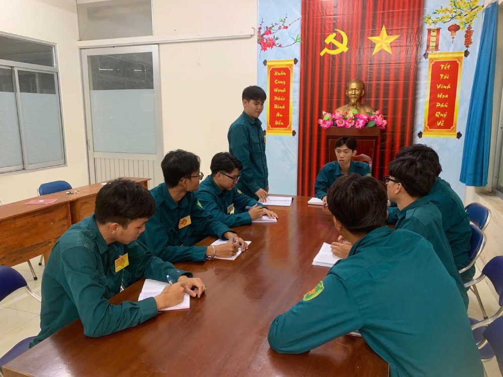 Regime, policies, and support levels for militia and self-defense forces are guaranteed to be implemented nationwide according to Decree 16/2025. Illustrative photo: Nguyen Dai