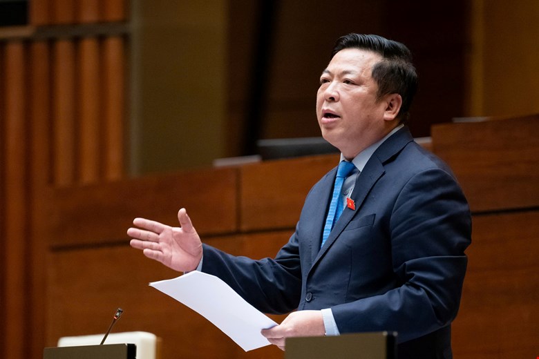 Member of the Party Central Committee, Minister of Construction Tran Hong Minh. Photo: Quochoi.vn