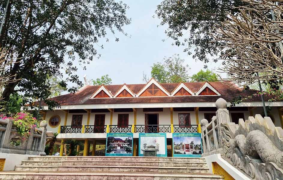 The Uncle Ho memorial house on E2 hill in Dien Bien Phu city, Dien Bien province is also a memorial site for General Vo Nguyen Giap. Photo: Ngoc Quang