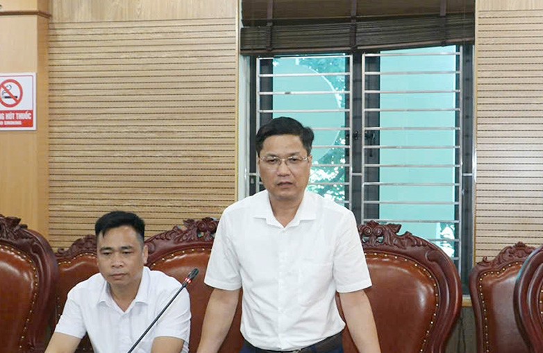 Mr. Mac Duc Hanh - Deputy Head of the Department of Culture and Information of Nam Sach District, Hai Duong has more than 8 years of working to submit an application for early retirement. Photo: Nam Sach District Portal