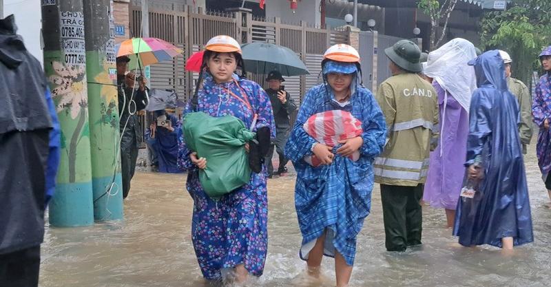 Da Nang solves flooding in Lien Chieu. Photo: Nguyen Linh