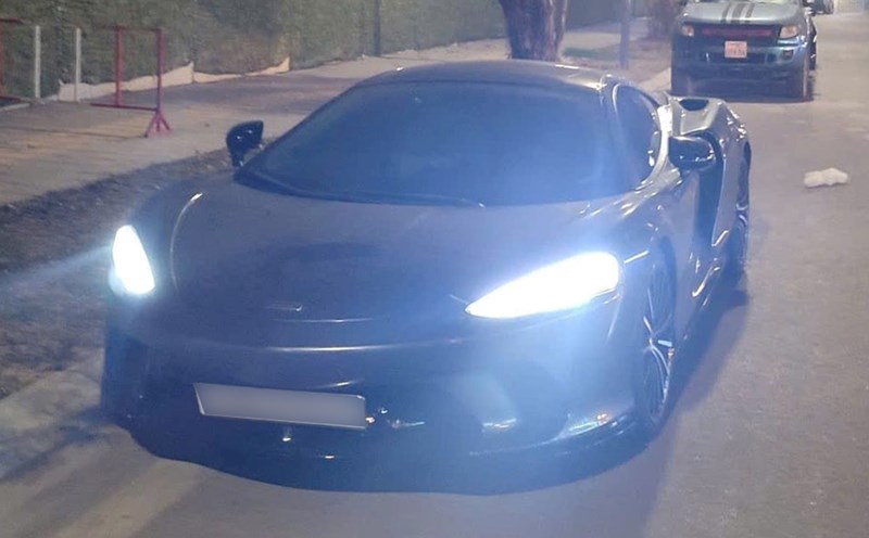 The first McLaren GT supercar to arrive in Vietnam has been registered with a Hanoi license plate. Photo: Nguyen Ba