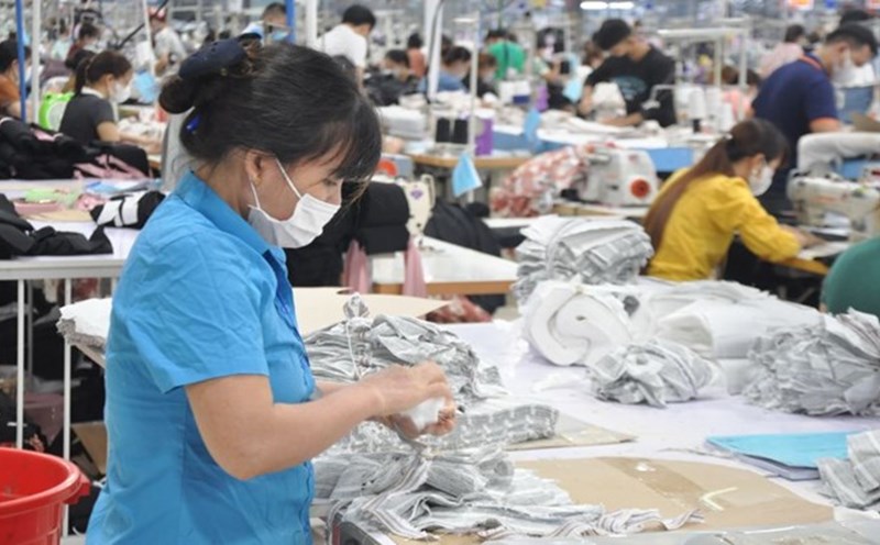 Hai Duong workers always want to be guaranteed social insurance benefits. Illustrative photo: Bao Han