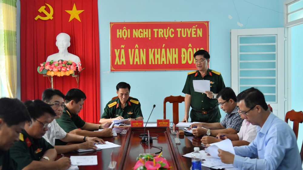 The March to the Source program was organized to celebrate the 80th anniversary of the founding of the Armed Forces of Military Region 9. Photo: Phuong Vu