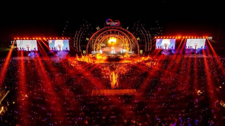 Su kien se la tam diem cua gioi tre voi nhung man bieu dien dot chay san khau tu nhung bieu tuong moi trong lang nhac K-POP va V-POP, di kem voi nhung trai nghiem co 1-0-2 trong nganh cong nghiep giai tri Viet Nam.