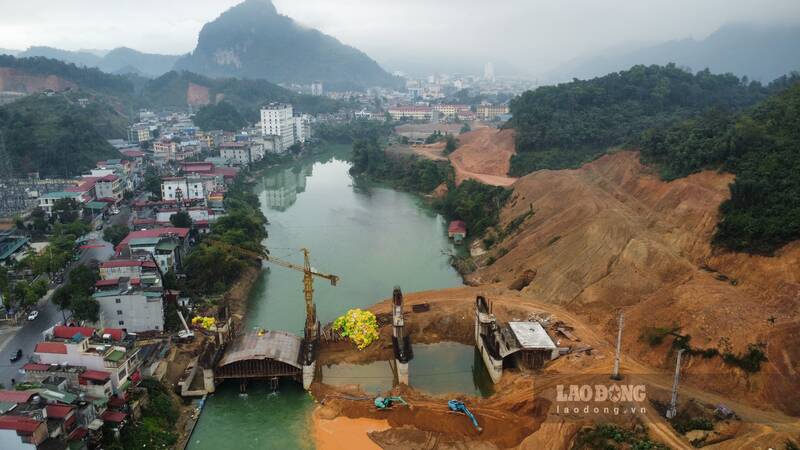 Water supply dam project in the center of Ha Giang city. Photo: Lam Thanh