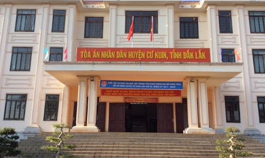 Nghiên cứu định hướng bỏ Tòa án nhân dân, Viện kiểm sát nhân dân cấp huyện. Trong ảnh: Tòa án nhân dân huyện Cư Kuin (Đắk Lắk). Ảnh: toaandaklak.gov.vn