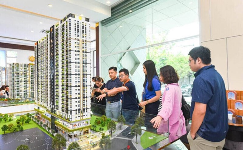 High apartment prices are significantly affecting the affordability of real home buyers. Photo: Bao Bao