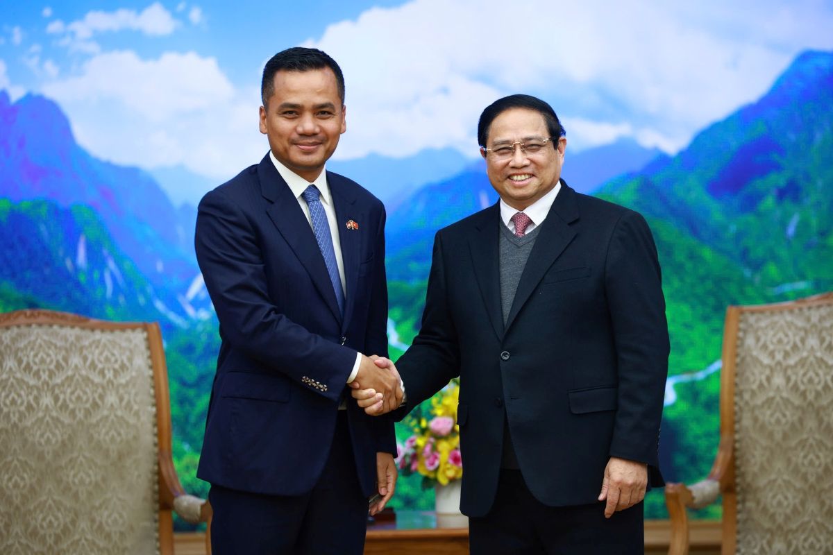 Prime Minister Pham Minh Chinh received Deputy Prime Minister and Minister of Home Affairs of Cambodia Sar Sokha. Photo: VGP