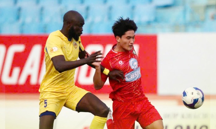 Quang Nam Club won 1-0 against Thanh Hoa in the make-up match of round 11 of V.League 2024-2025. Photo: THFC