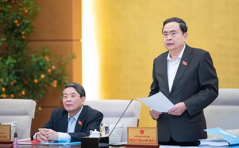National Assembly Chairman Tran Thanh Man has signed and issued a number of Resolutions approving many new personnel in Hoa Binh, Thai Binh, Hung Yen. Photo: Quochoi.vn