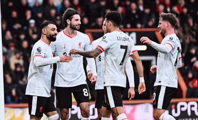 Cau thu Liverpool an mung ban thang mo ti so cua Salah. Anh: Liverpool FC