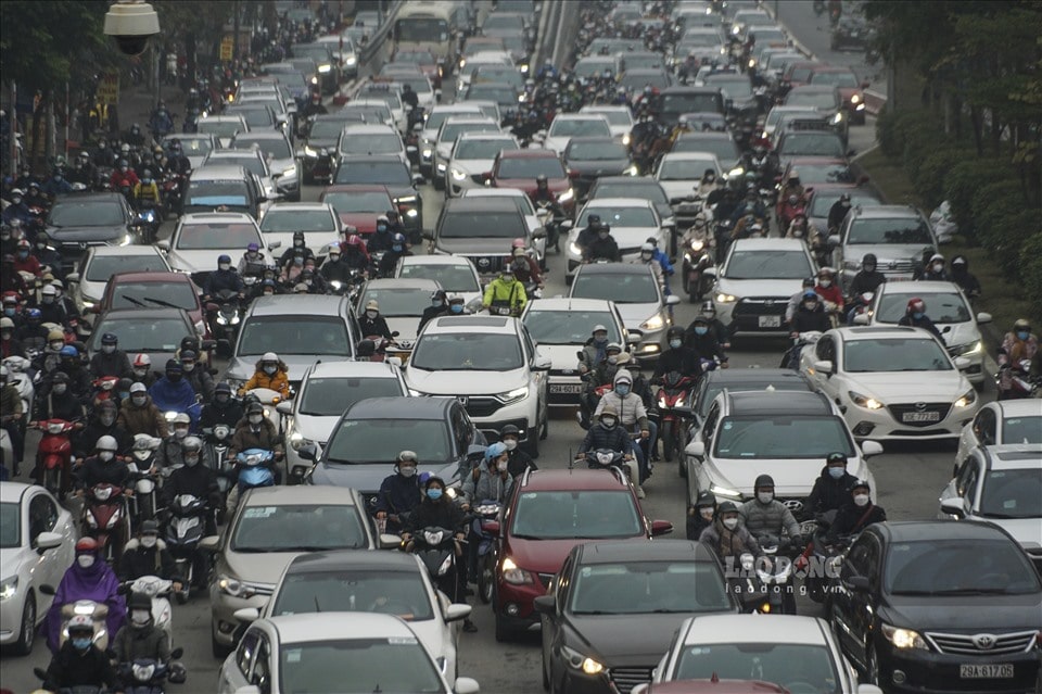 Weather forecast for Hanoi tomorrow, February 3, is cold. Photo: Tung Giang