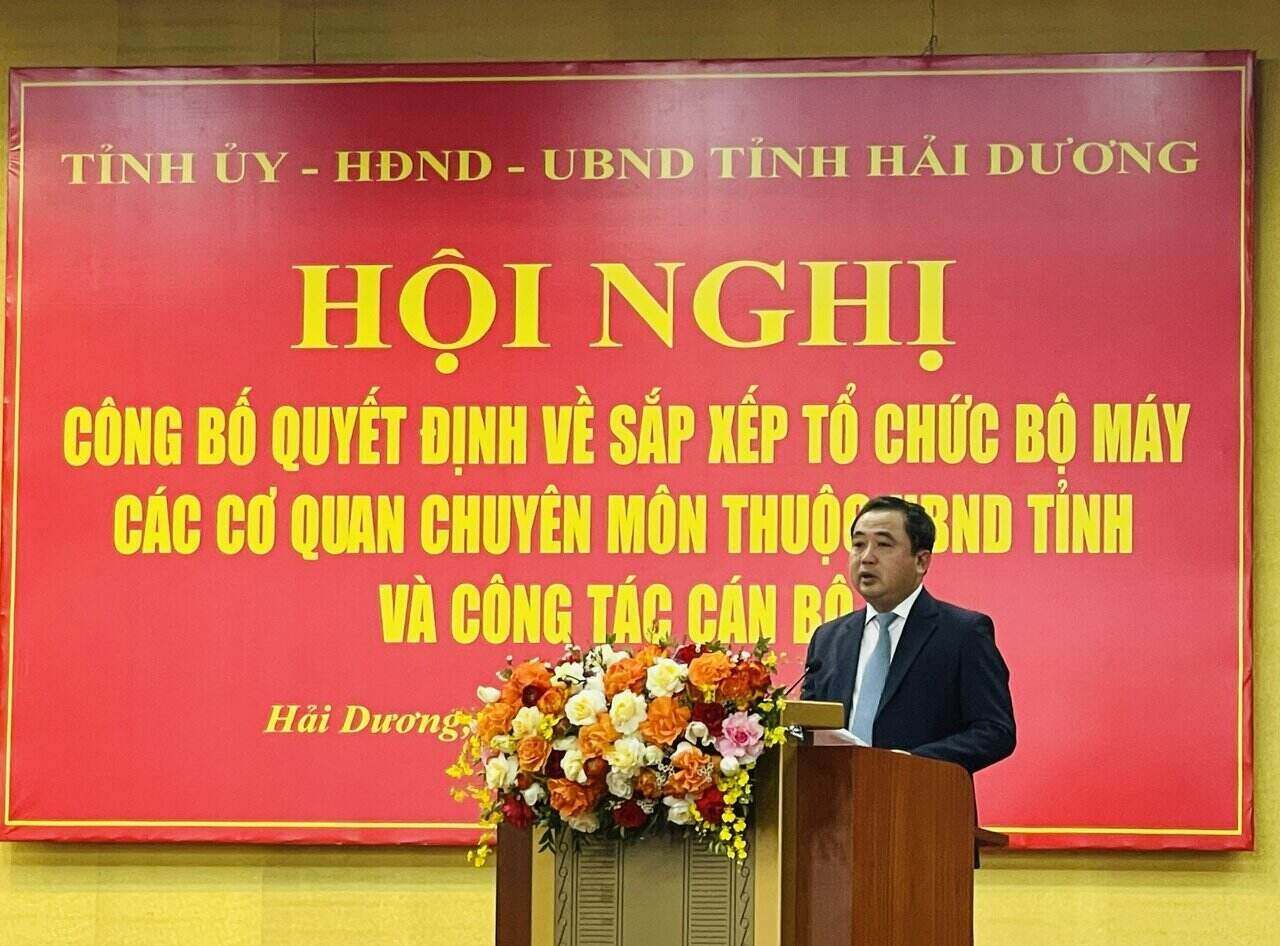 Bi thu Tinh uy Hai Duong phat bieu tai hoi nghi. Anh: Mai Huong