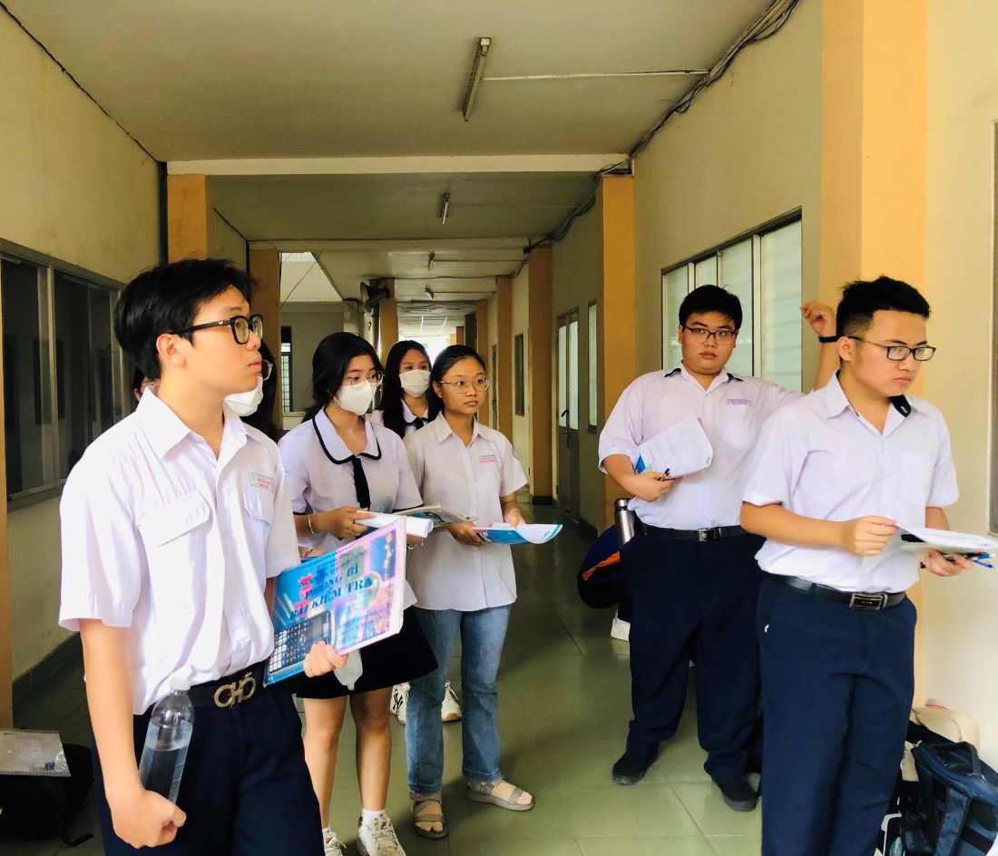 Candidates taking the 2024 VNU-HCM competency assessment exam. Photo: Chan Phuc