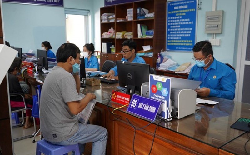 Early retirement cadres and civil servants in Ho Chi Minh City can receive the highest support of nearly 2.7 billion VND. Photo: Minh Quan