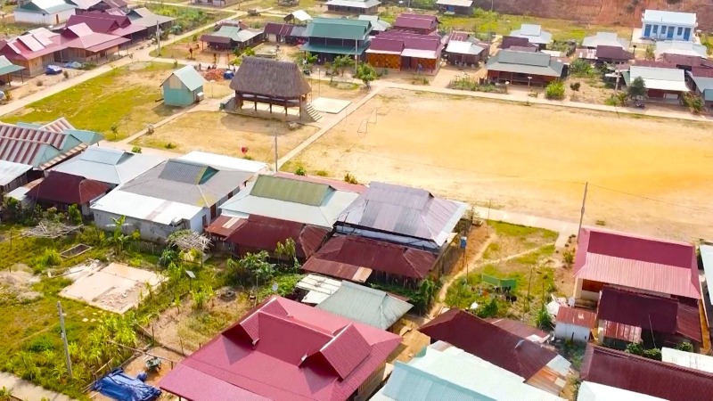 Quang Nam has eliminated thousands of temporary houses at the border in 2024.