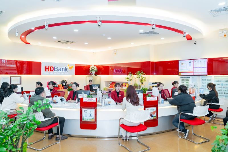 HDBank sets a growth target of 25%, aiming for the banking group to achieve over VND 20,000 billion in profit in 2025. Photo: HDBank