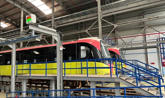 Đường sắt đô thị Nhổn - ga Hà Nội đoạn trên cao của Hà Nội. Ảnh: Phạm Đông