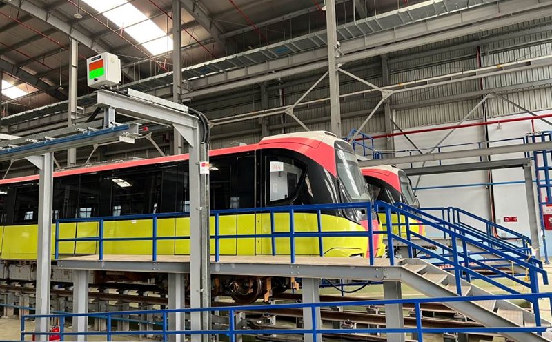Nhon - Hanoi Railway Station urban railway, the elevated section of Hanoi. Photo: Pham Dong