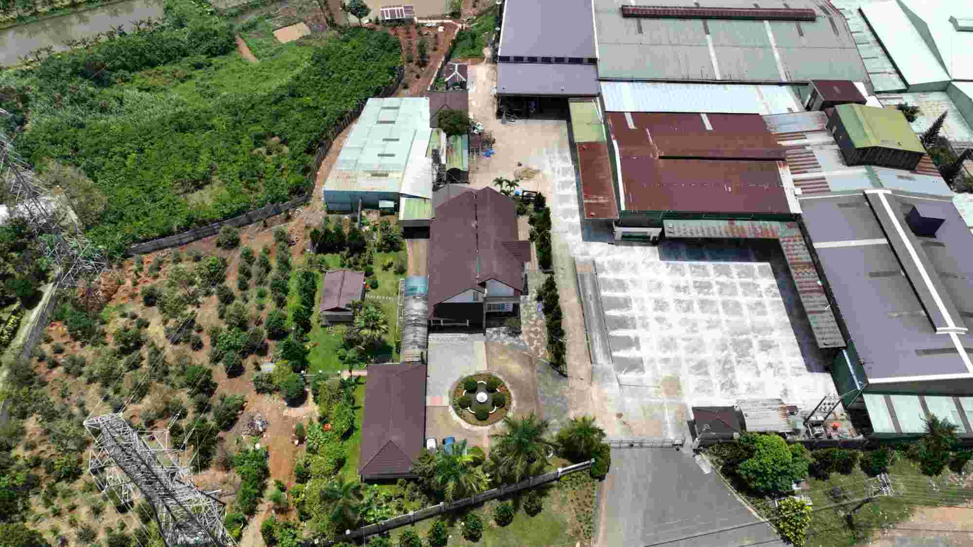 The construction items are carried out by Huong Ban Company in Loc Son Industrial Park. Photo: Lam Hong