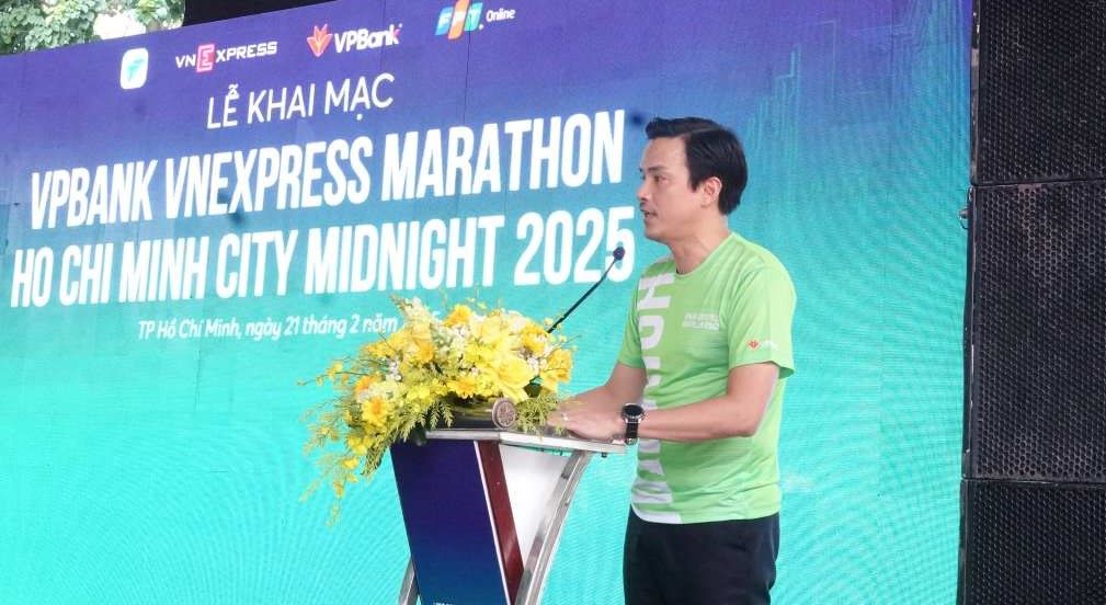 Mr. Nguyen Nam Nhan, Deputy Director of the Department of Culture - Sports of Ho Chi Minh City, spoke at the opening ceremony of the tournament. Photo: Nguyen Dang