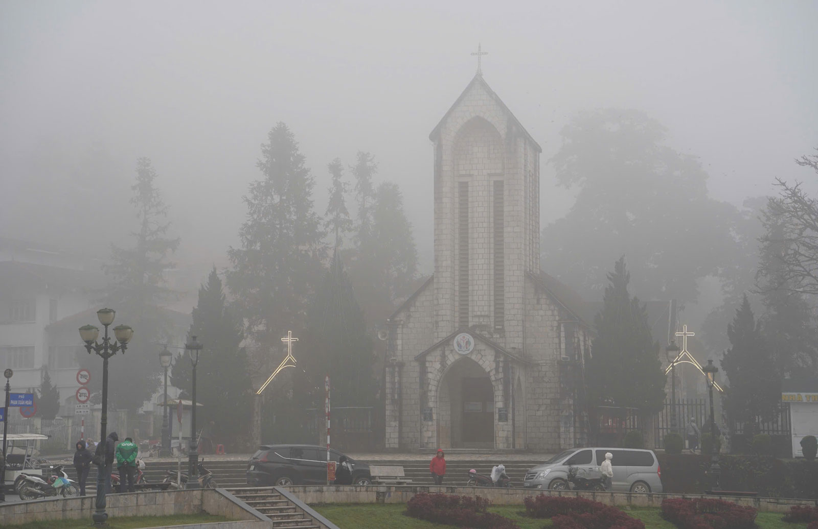 The weather forecast for the North is that the moisture will be gone when receiving a strong cold front at the end of February. Photo: Bao Nguyen